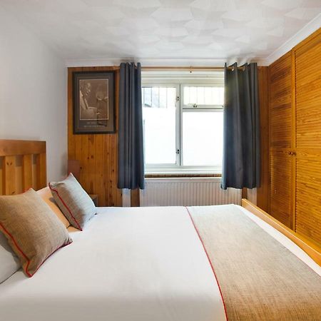 Oyo Avalon Lifestyle Guest House Brighton Exterior foto