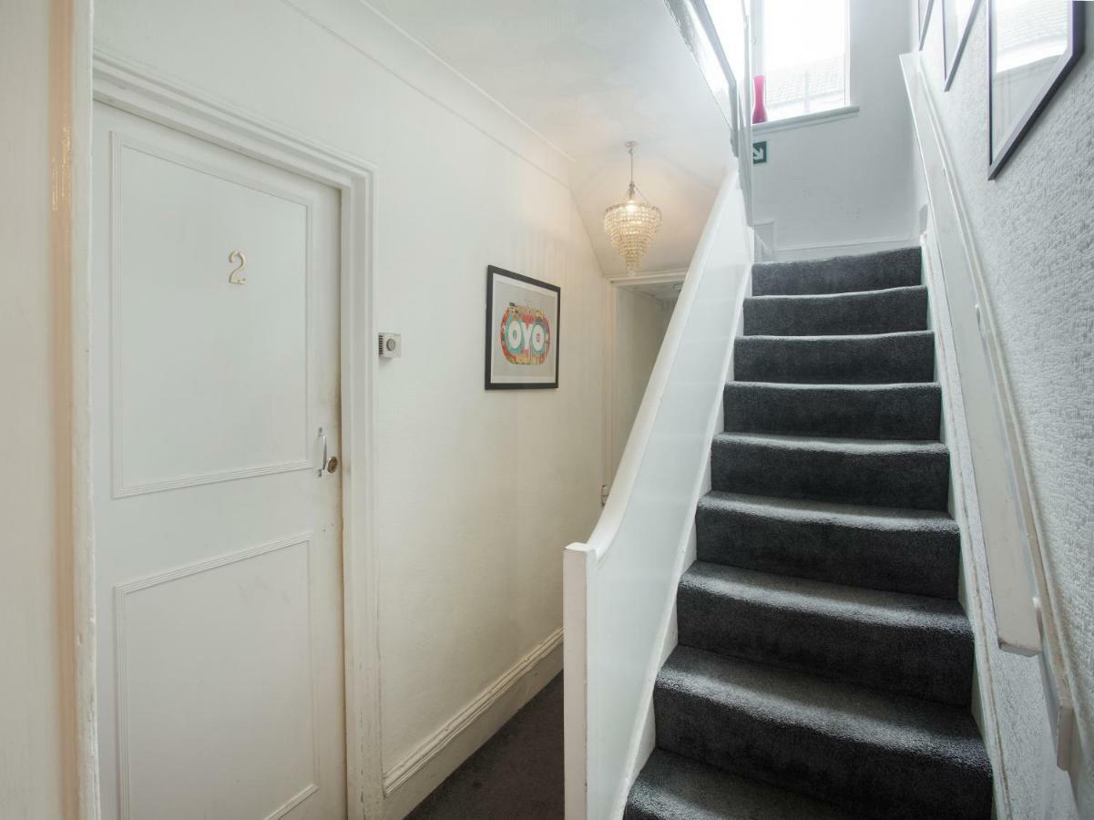 Oyo Avalon Lifestyle Guest House Brighton Exterior foto