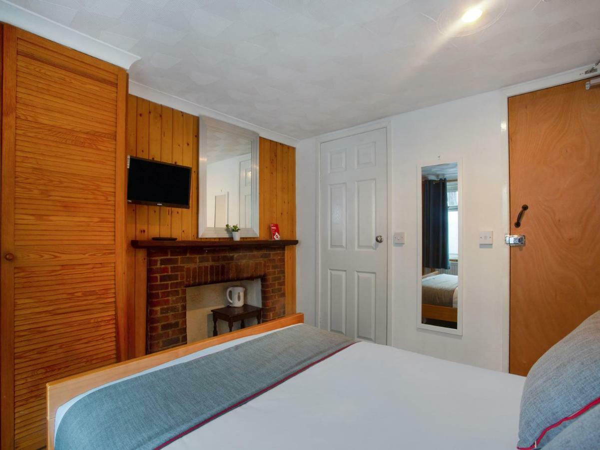 Oyo Avalon Lifestyle Guest House Brighton Exterior foto